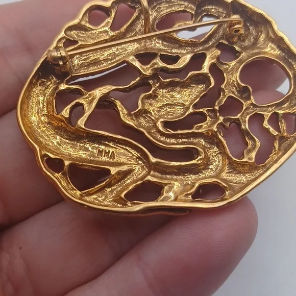Museum of Modern Art Gold Plated Dragon Brooch/Pendant - Picture 5 of 5